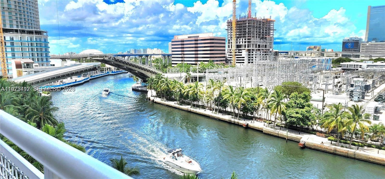 690 SW 1st Ct #1121, Miami FL 33130