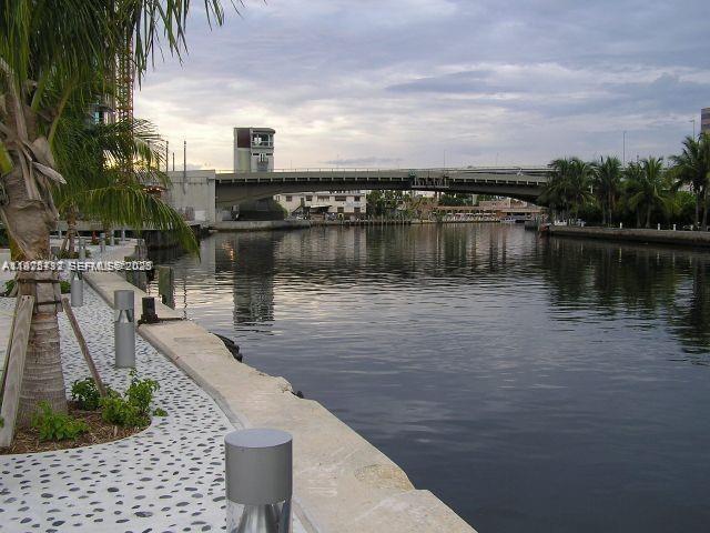 690 SW 1st Ct #1121, Miami FL 33130