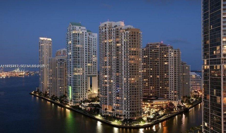 690 SW 1st Ct #1121, Miami FL 33130