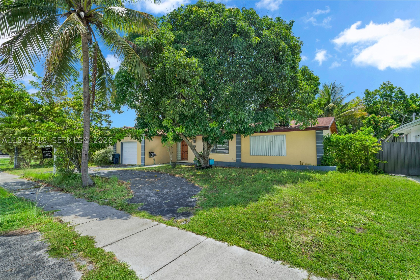 16501 SW 102nd Ct, Miami FL 33157