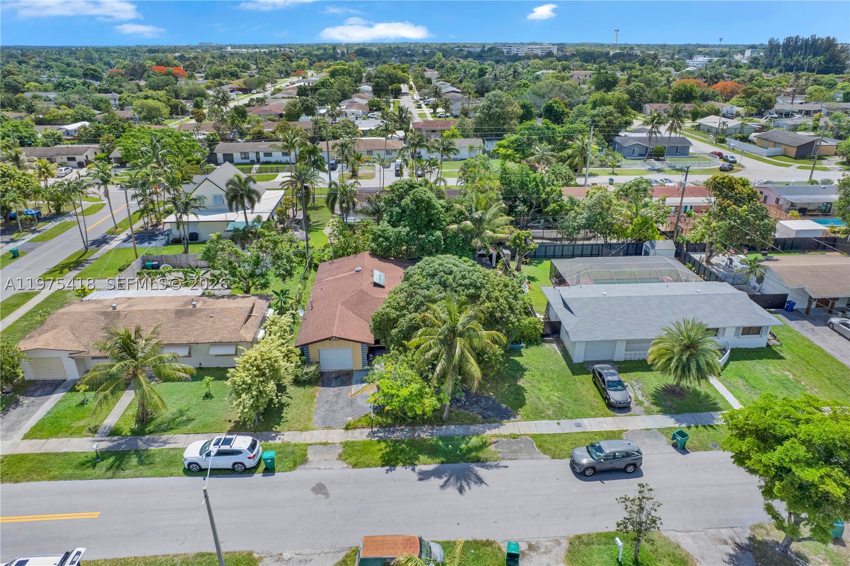 16501 SW 102nd Ct, Miami FL 33157