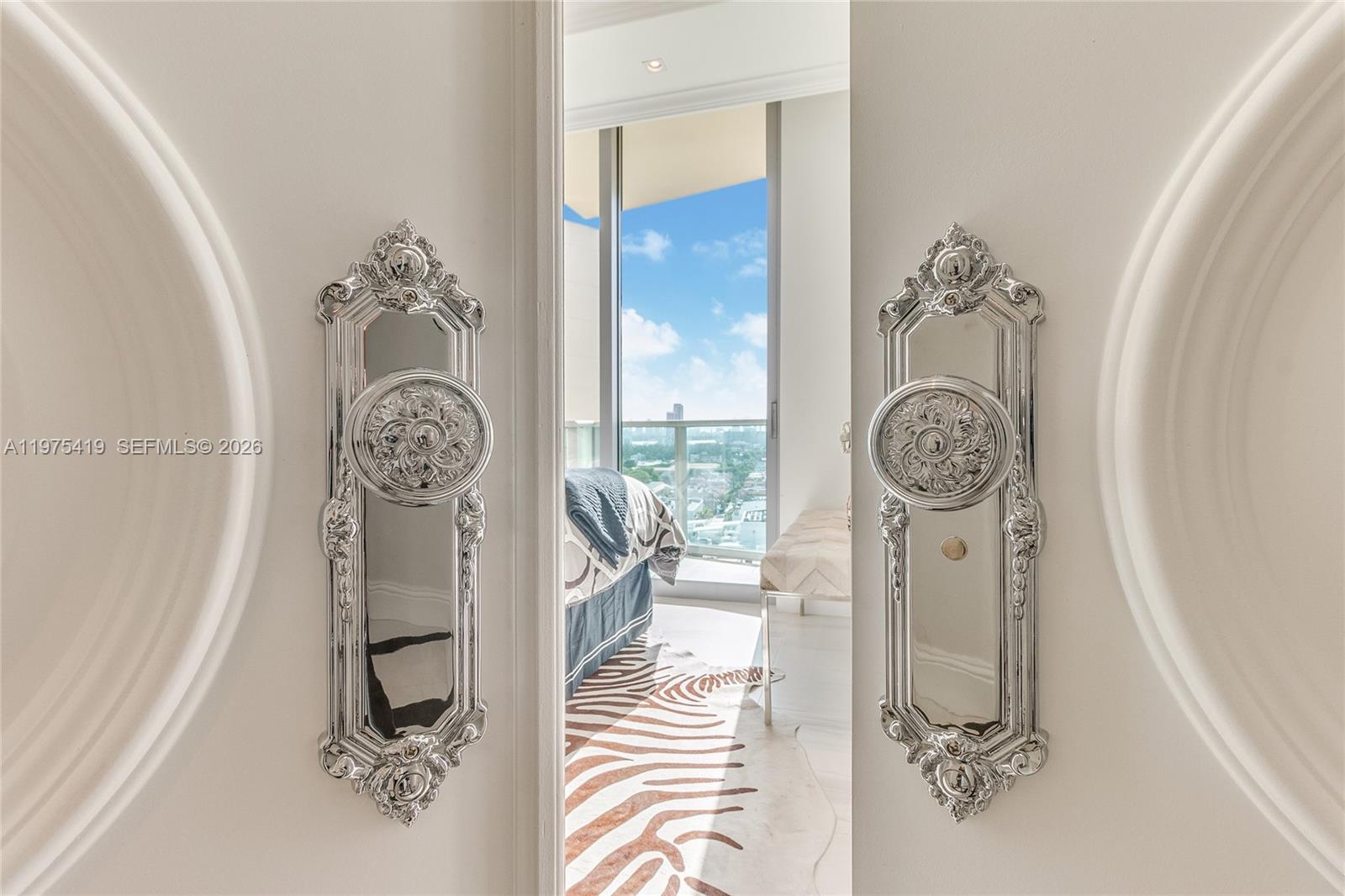 1455 Ocean Dr #1607, Miami Beach FL 33139