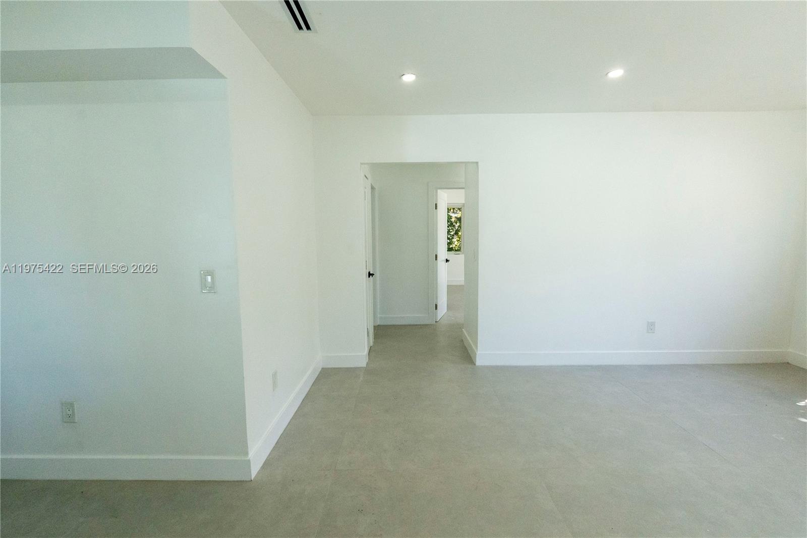 905 Tangier St, Coral Gables FL 33134