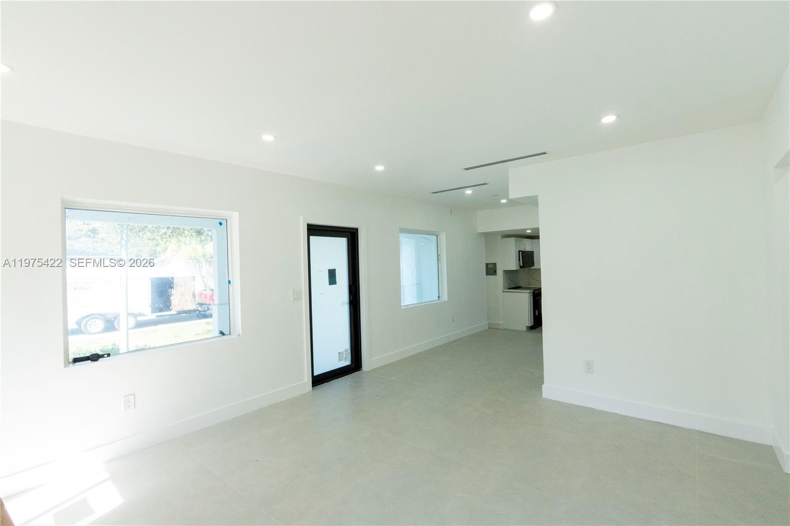 905 Tangier St, Coral Gables FL 33134