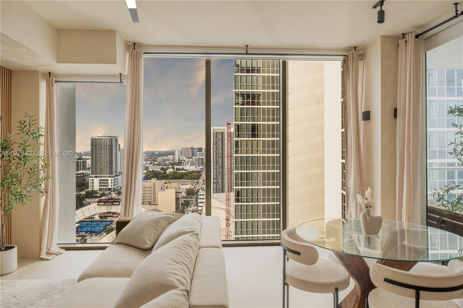 1040 Biscayne Blvd #Apt 2905, Miami FL 33132