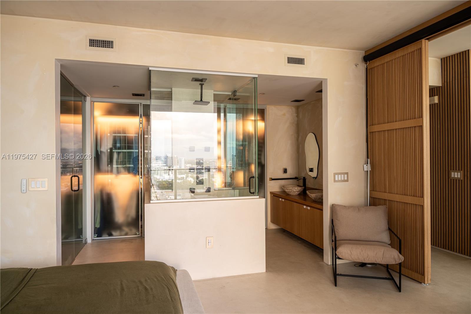 1040 Biscayne Blvd #Apt 2905, Miami FL 33132