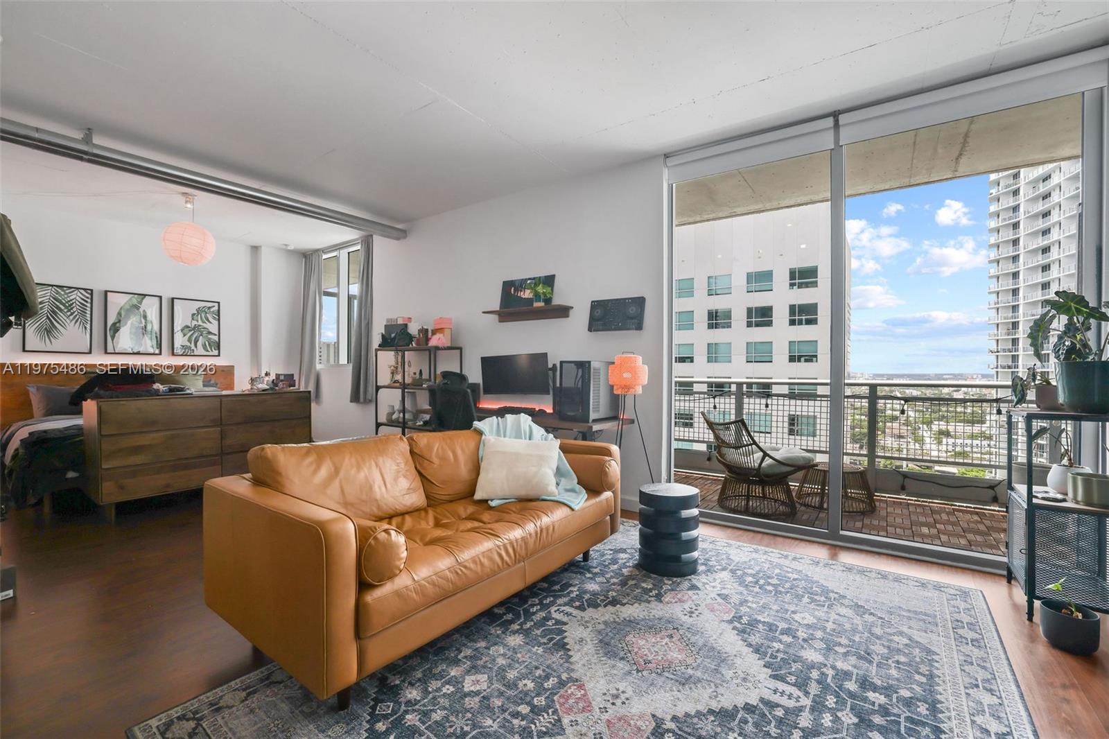 690 SW 1st Ct #2730, Miami FL 33130