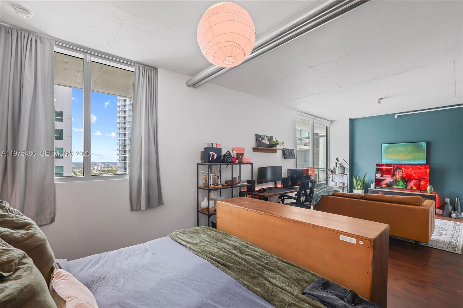690 SW 1st Ct #2730, Miami FL 33130
