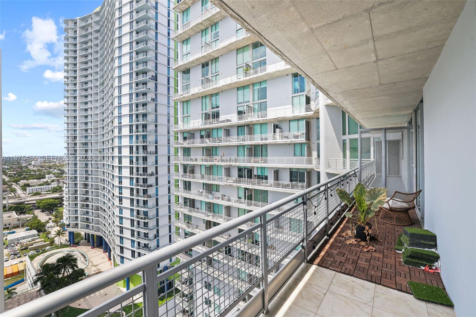 690 SW 1st Ct #2730, Miami FL 33130