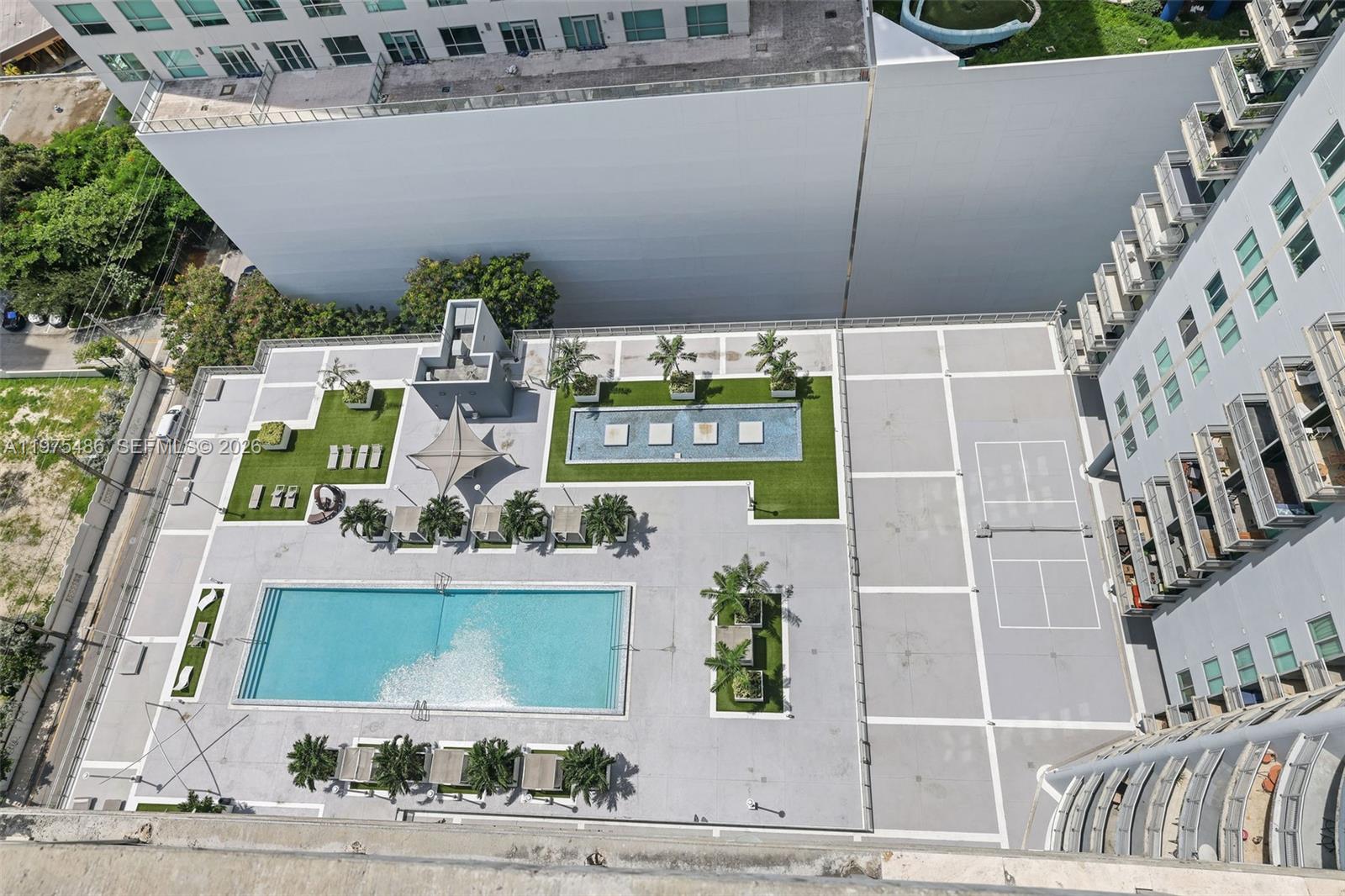 690 SW 1st Ct #2730, Miami FL 33130
