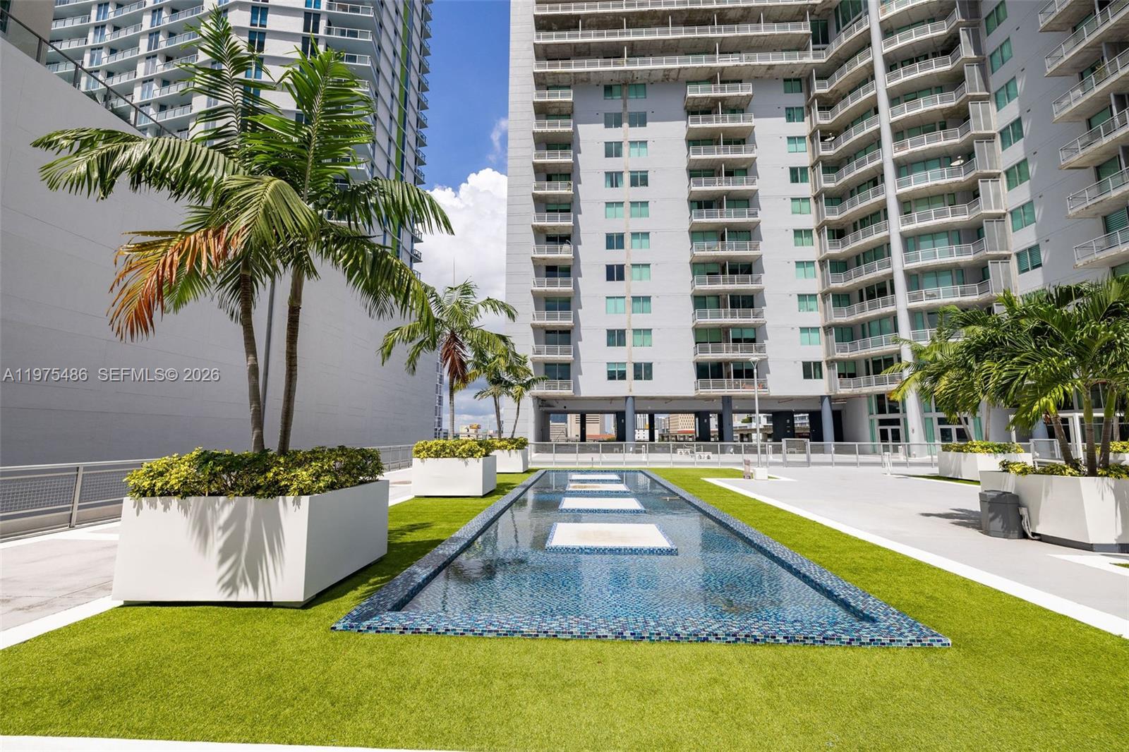 690 SW 1st Ct #2730, Miami FL 33130
