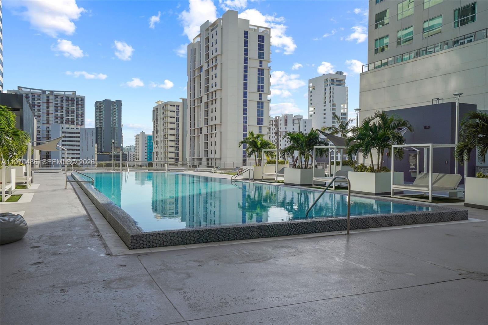 690 SW 1st Ct #2730, Miami FL 33130