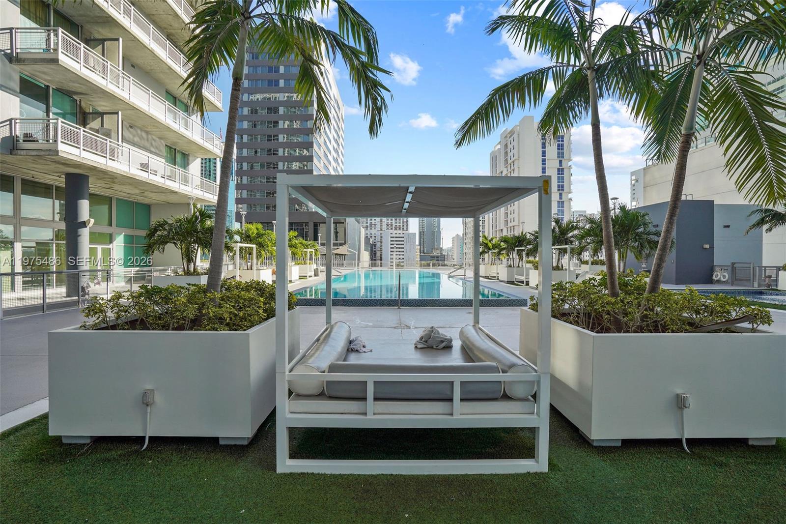 690 SW 1st Ct #2730, Miami FL 33130