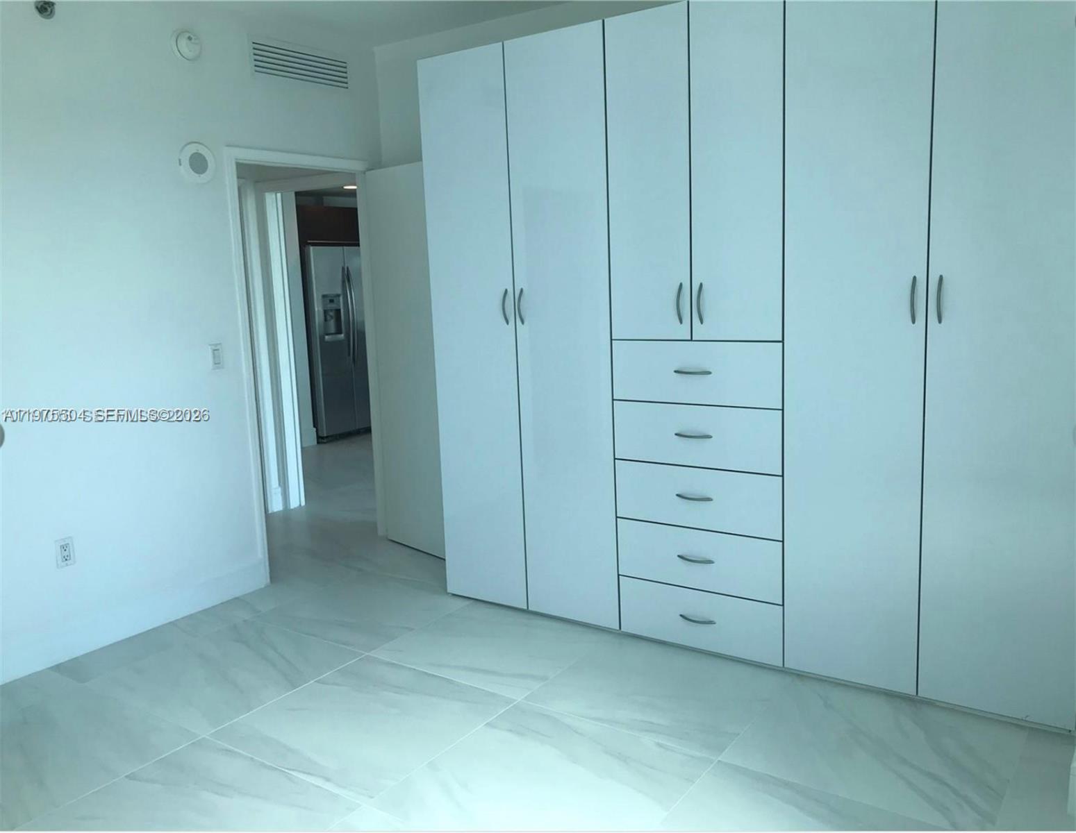 950 Brickell Bay Dr #3109, Miami FL 33131