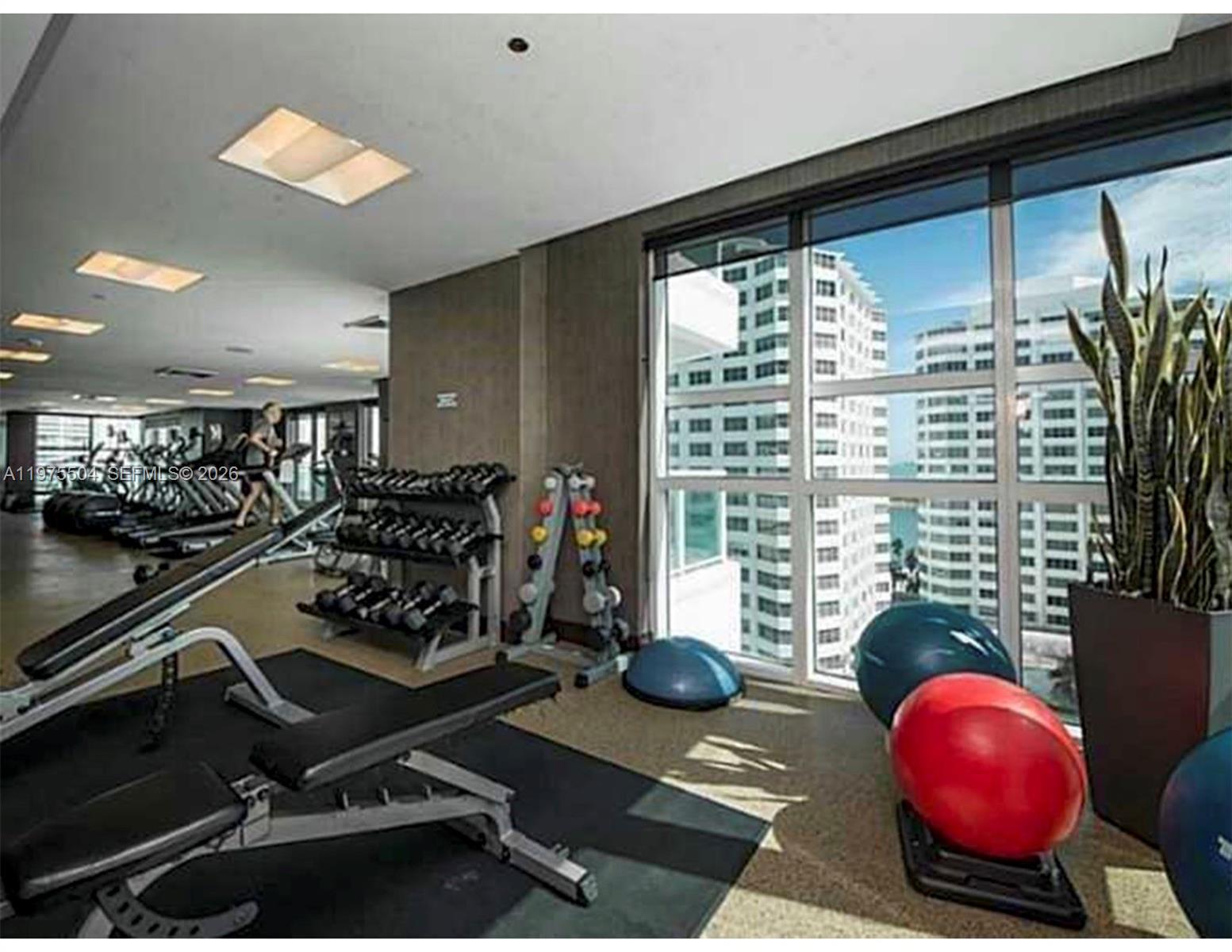 950 Brickell Bay Dr #3109, Miami FL 33131