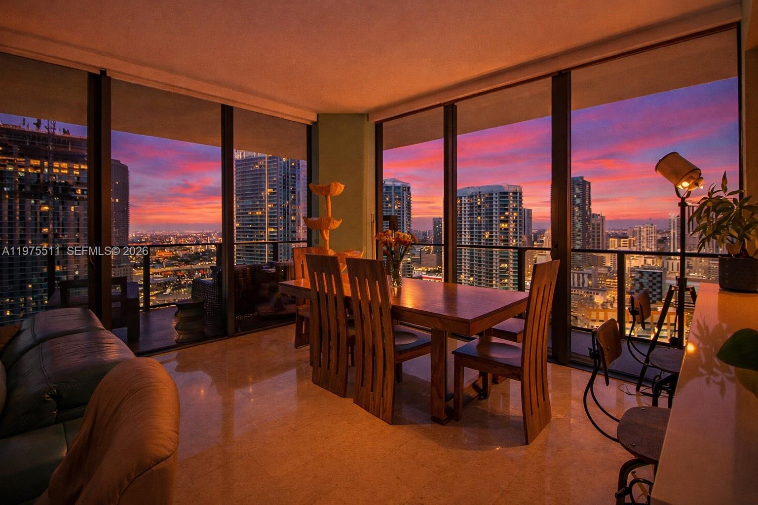 68 SE 6th St #2612, Miami FL 33131