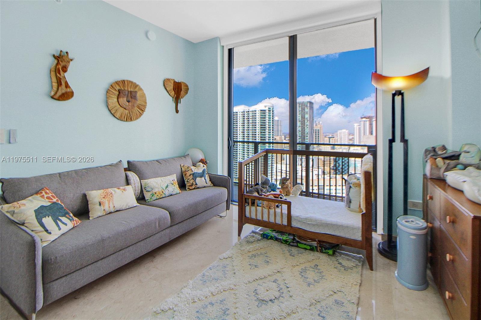 68 SE 6th St #2612, Miami FL 33131