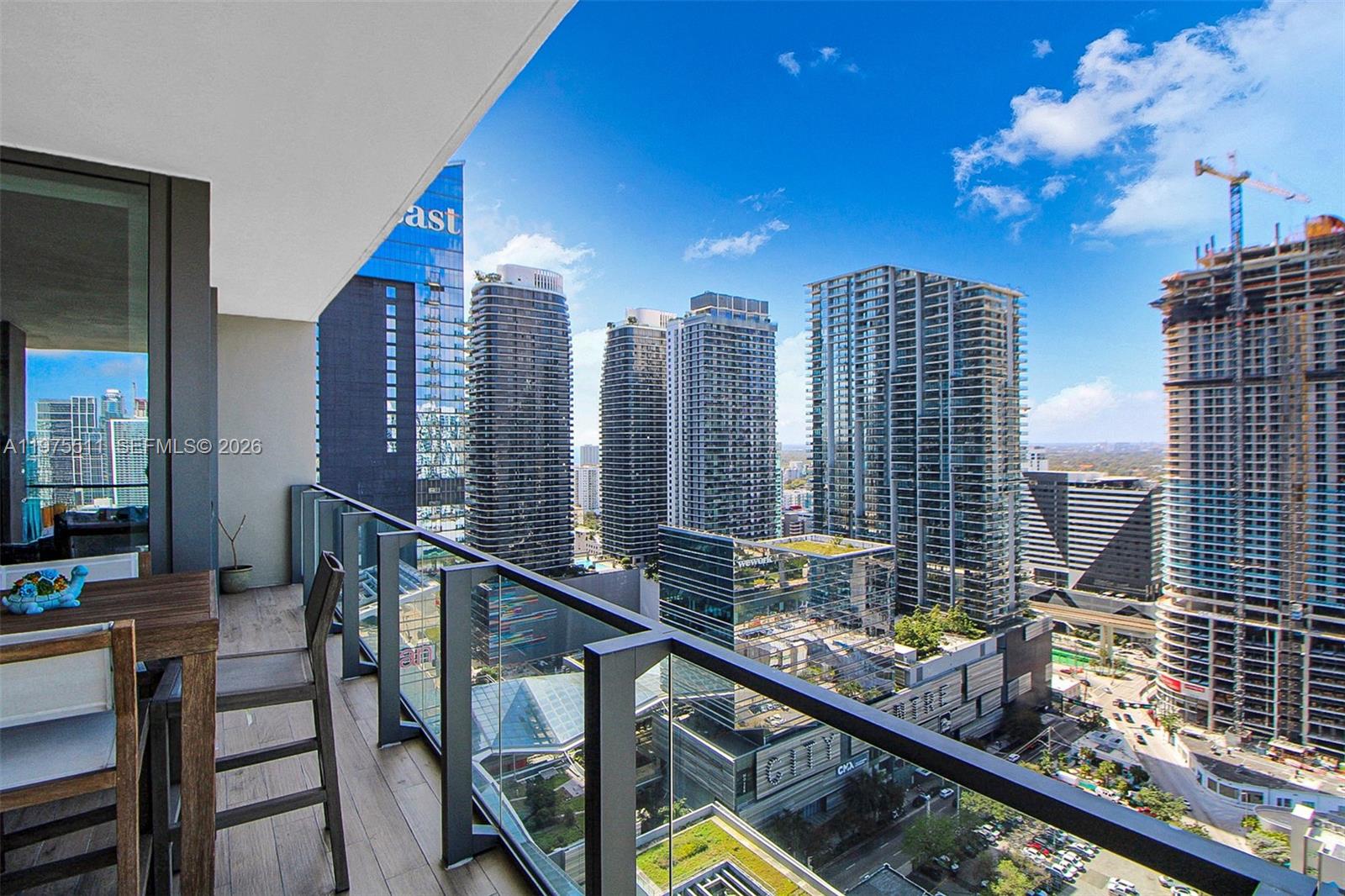 68 SE 6th St #2612, Miami FL 33131
