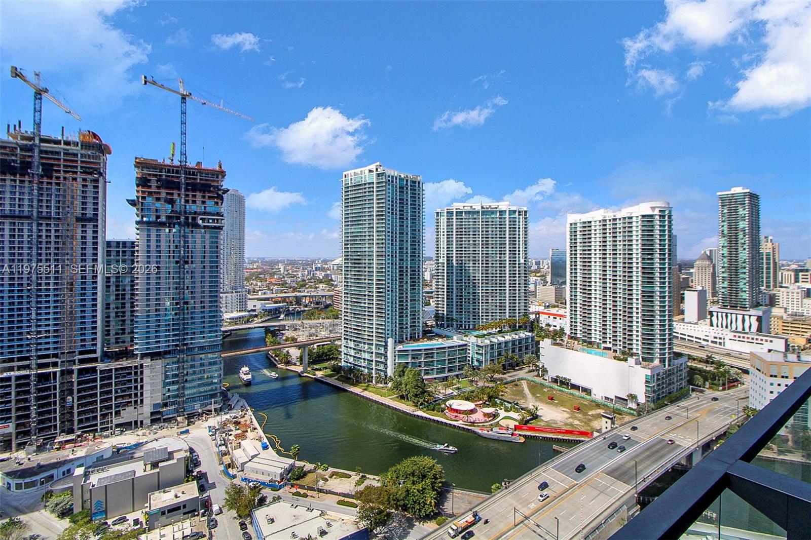 68 SE 6th St #2612, Miami FL 33131