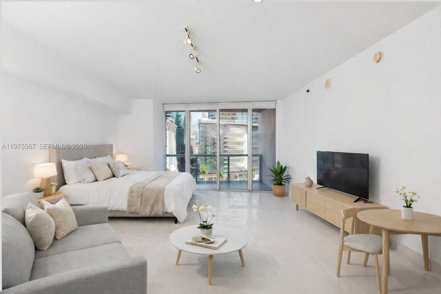 475 Brickell Ave #1010, Miami FL 33131