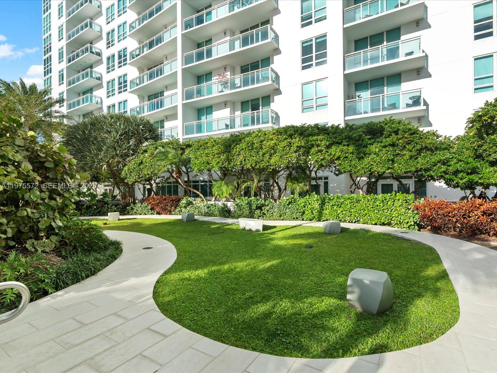 951 Brickell Ave #2610, Miami FL 33131