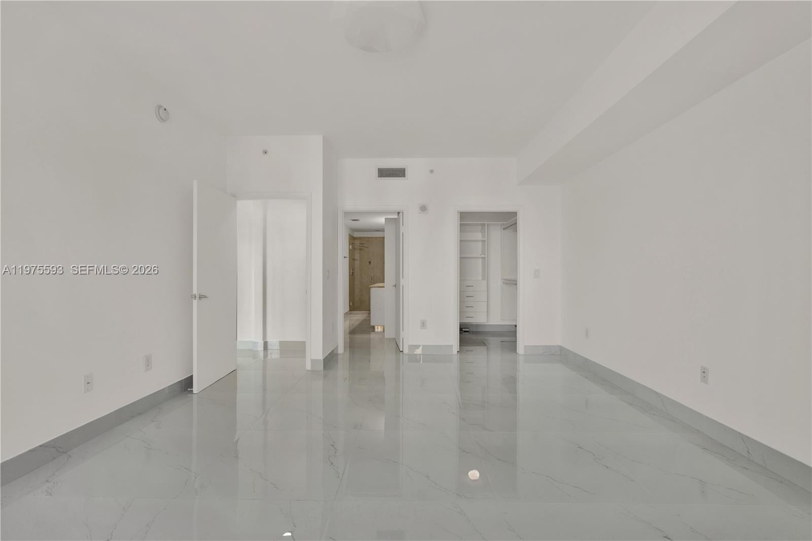 3340 NE 190th St #1108, Aventura FL 33180