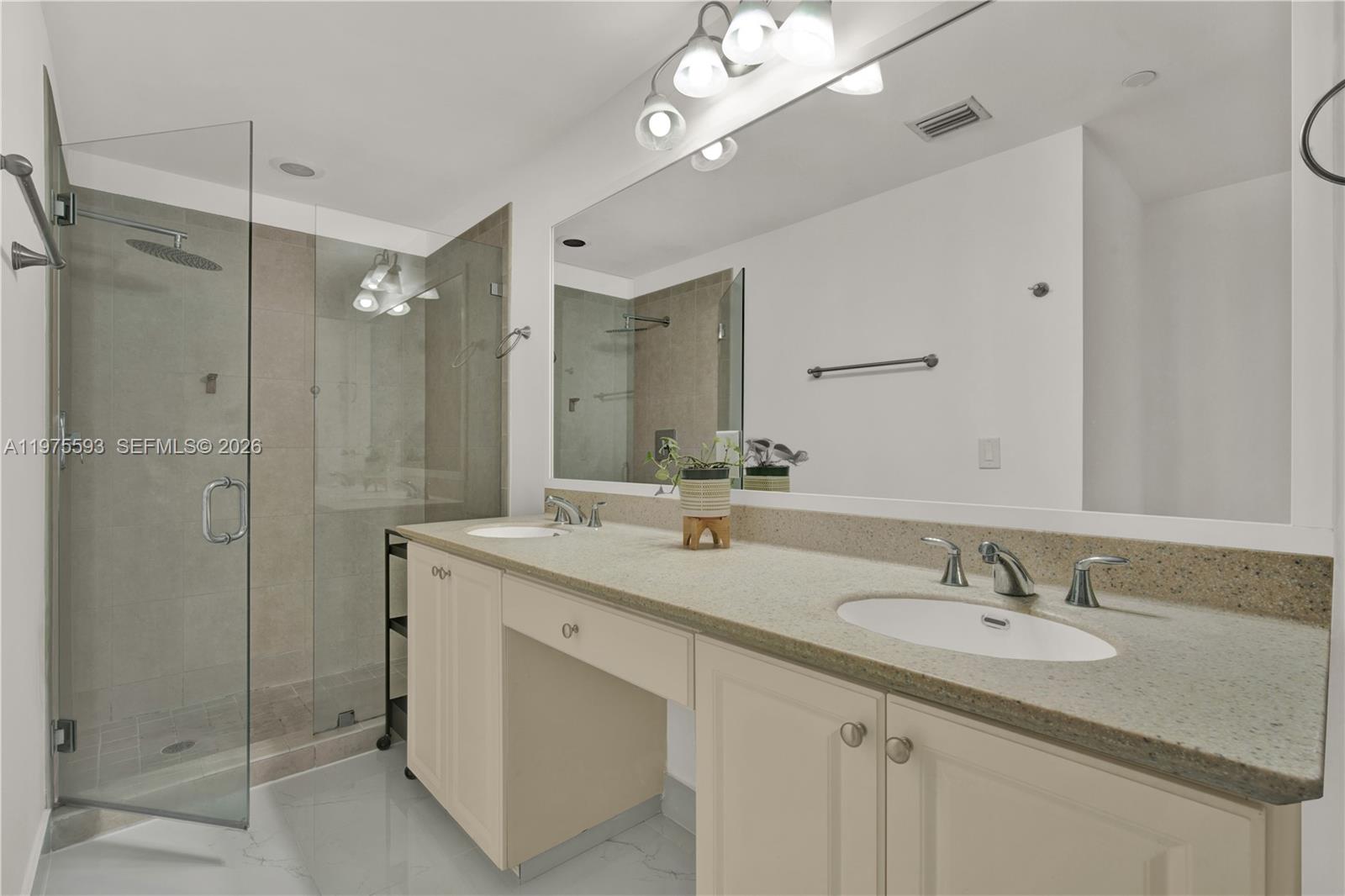 3340 NE 190th St #1108, Aventura FL 33180