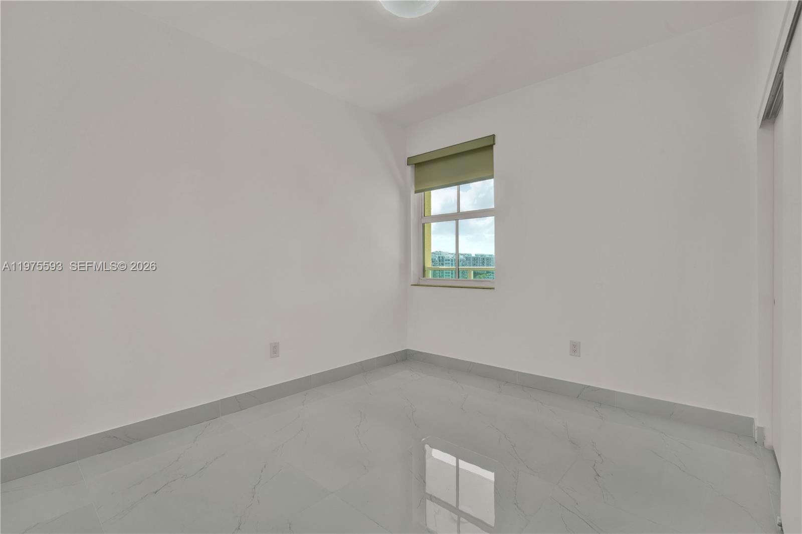 3340 NE 190th St #1108, Aventura FL 33180