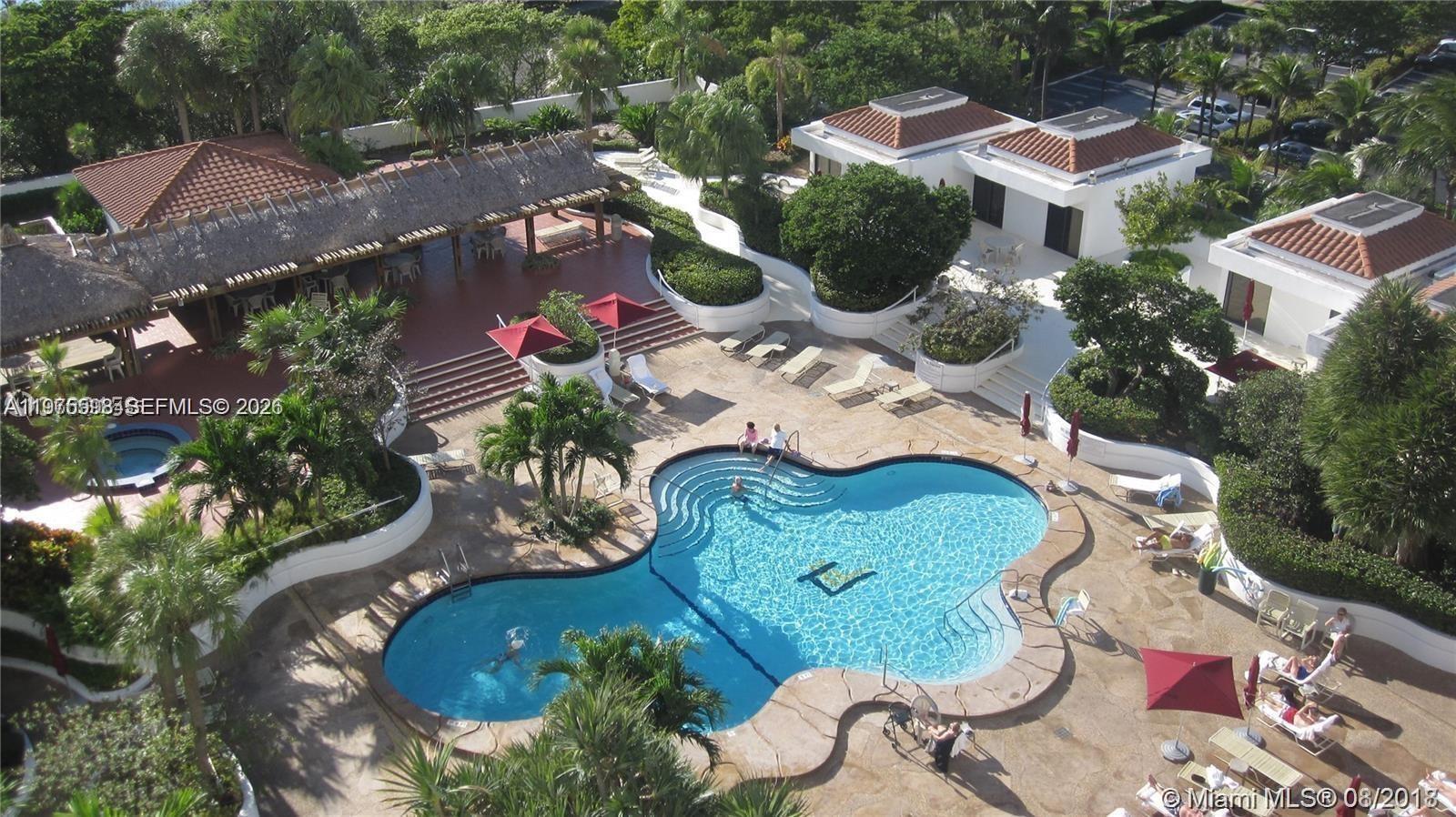 20281 E Country Club Dr #611, Aventura FL 33180