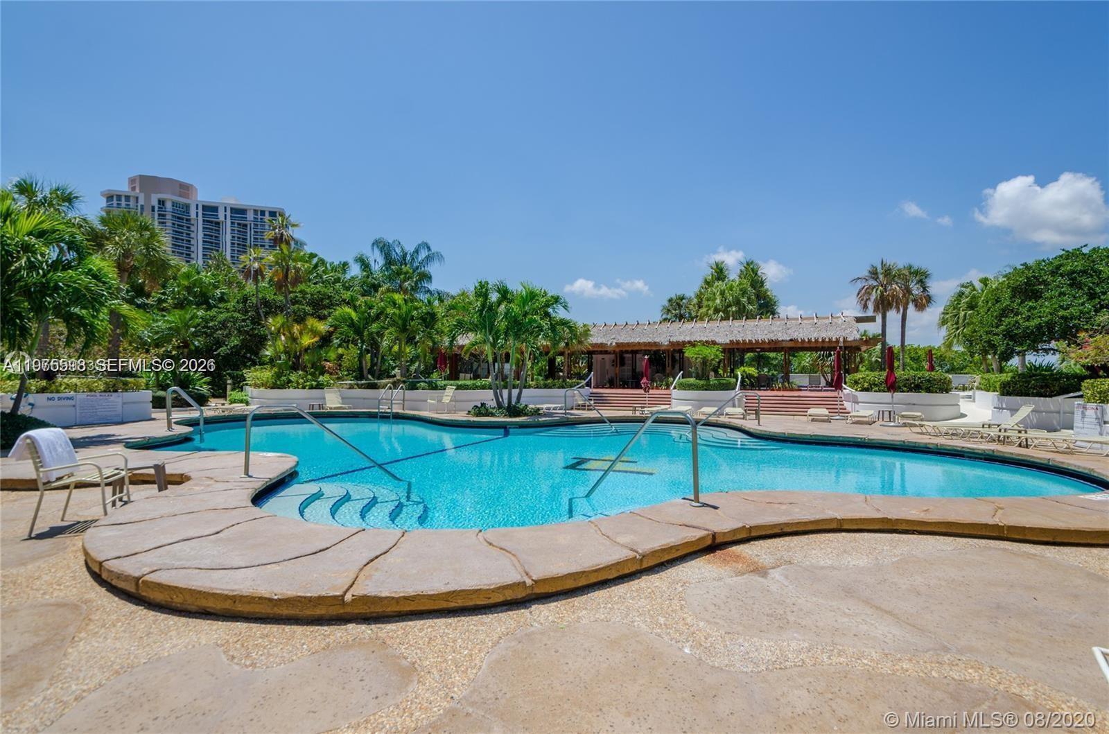 20281 E Country Club Dr #611, Aventura FL 33180
