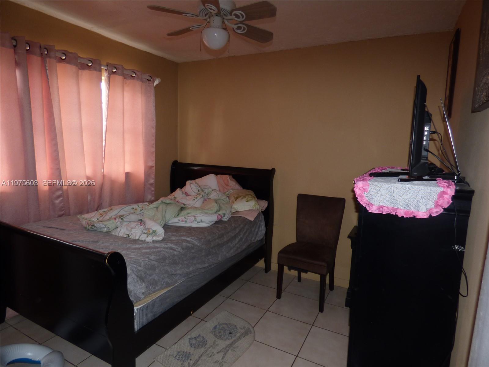 18813 NW 32nd Ave, Miami Gardens FL 33056
