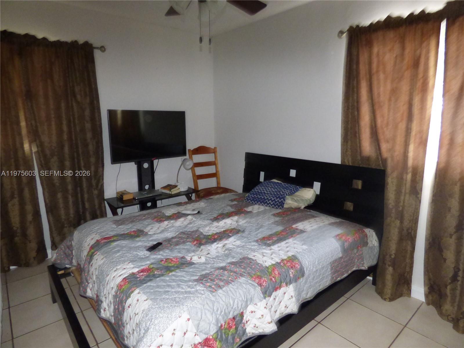 18813 NW 32nd Ave, Miami Gardens FL 33056