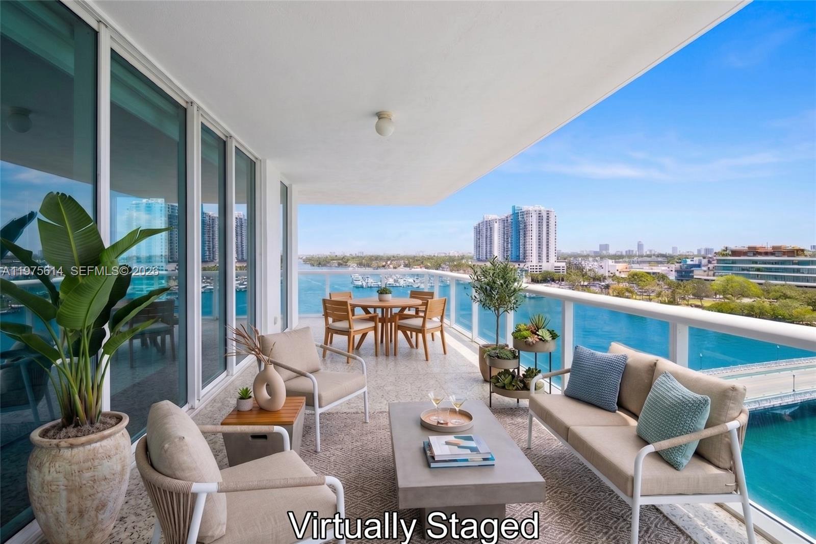 10 Venetian Way #904, Miami Beach FL 33139