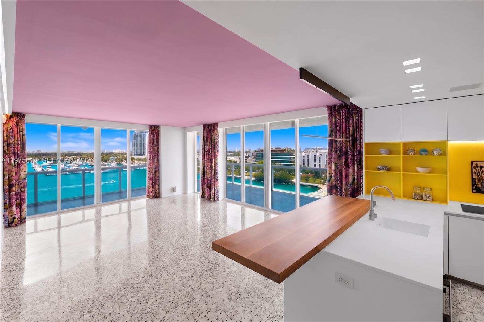 10 Venetian Way #904, Miami Beach FL 33139