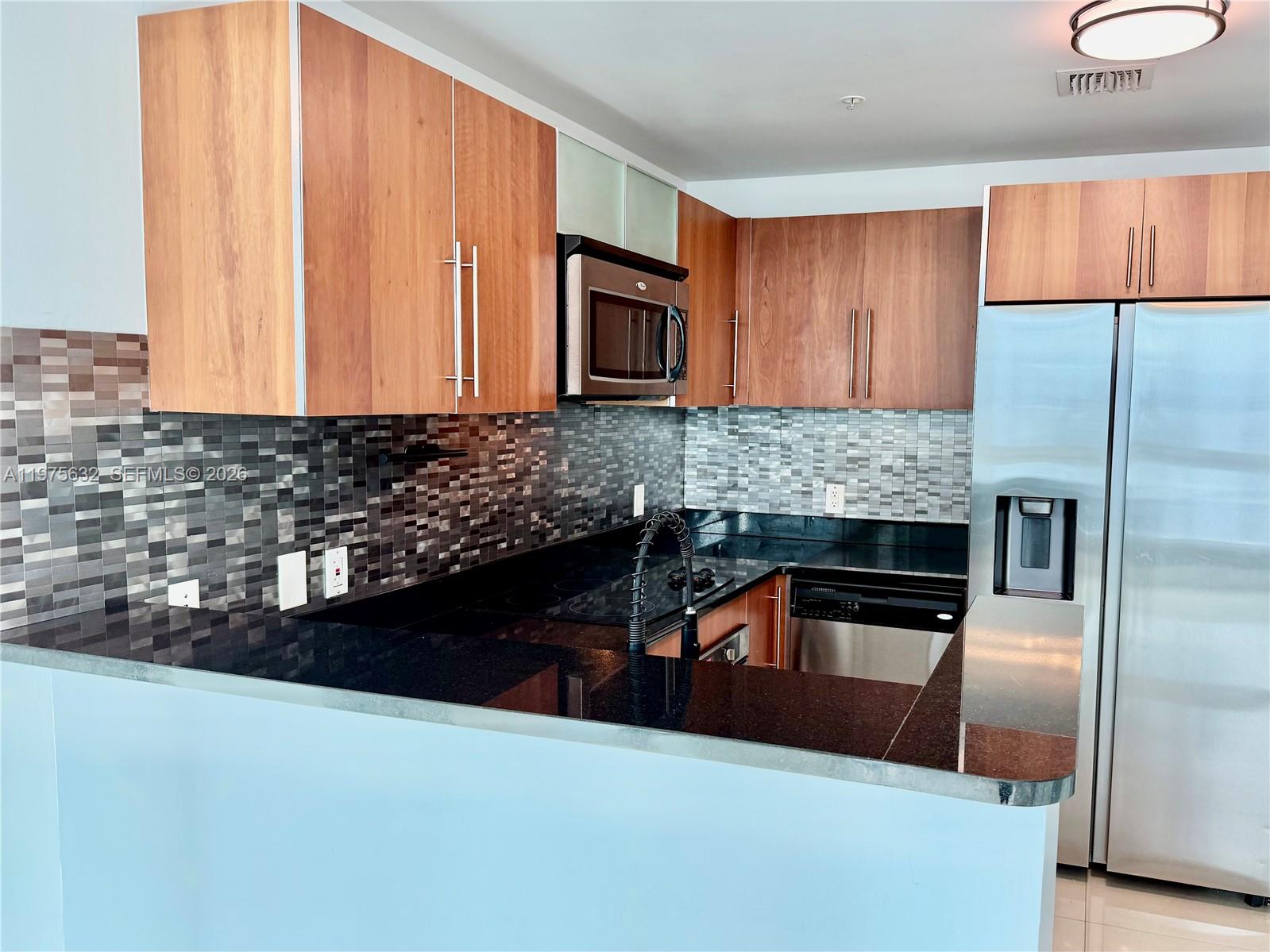 300 S Biscayne Blvd #3011, Miami FL 33131