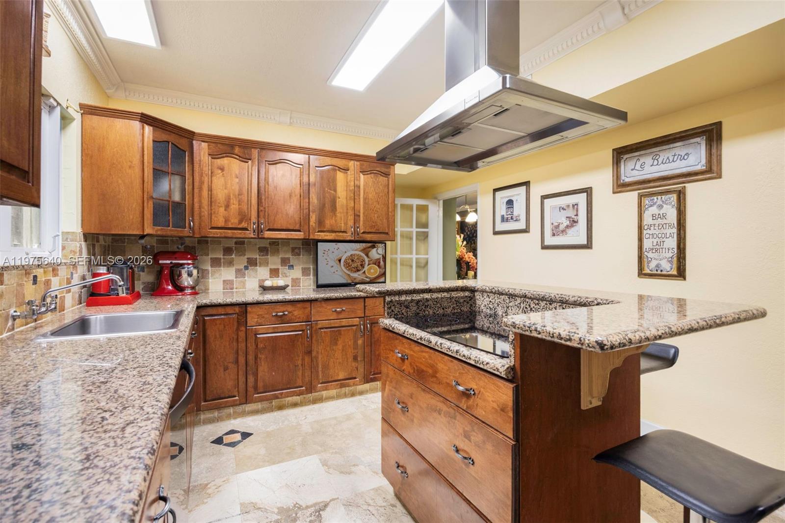 1645 S Bayshore Dr, Coconut Grove FL 33133