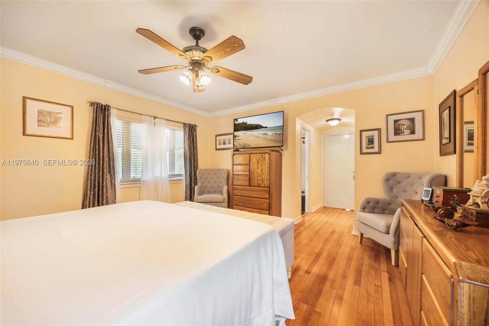 1645 S Bayshore Dr, Coconut Grove FL 33133