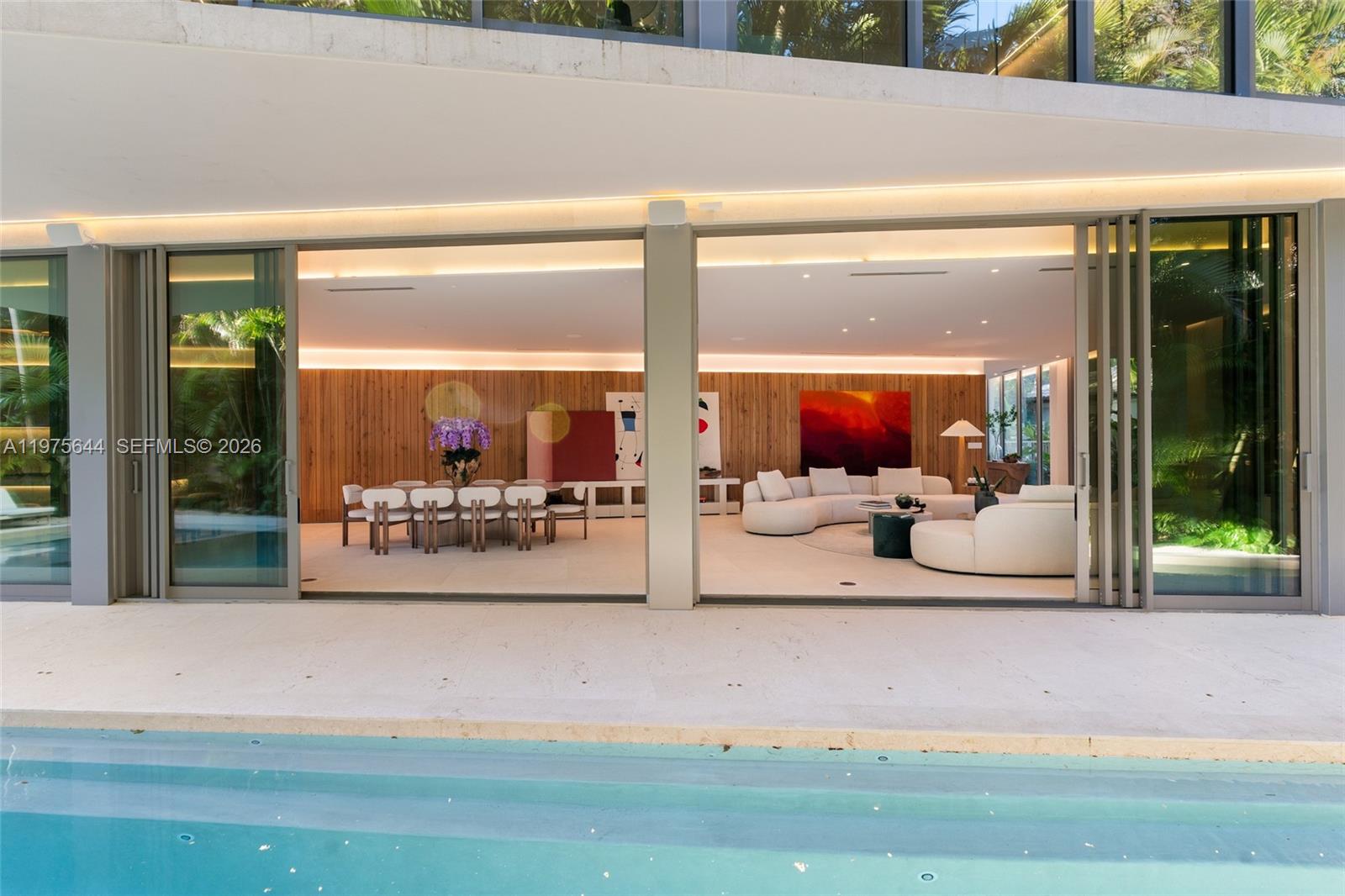 1616 Onaway Dr, Miami FL 33133