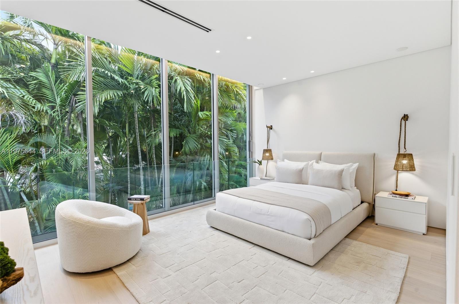 1616 Onaway Dr, Miami FL 33133