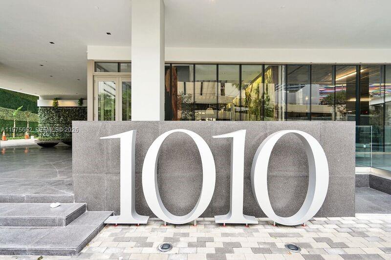 1010 Brickell Ave #3506, Miami FL 33131