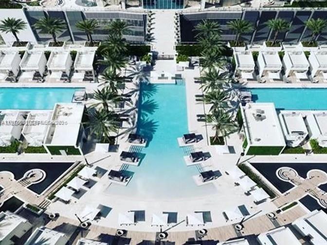 851 NE 1st Ave #3000, Miami FL 33132