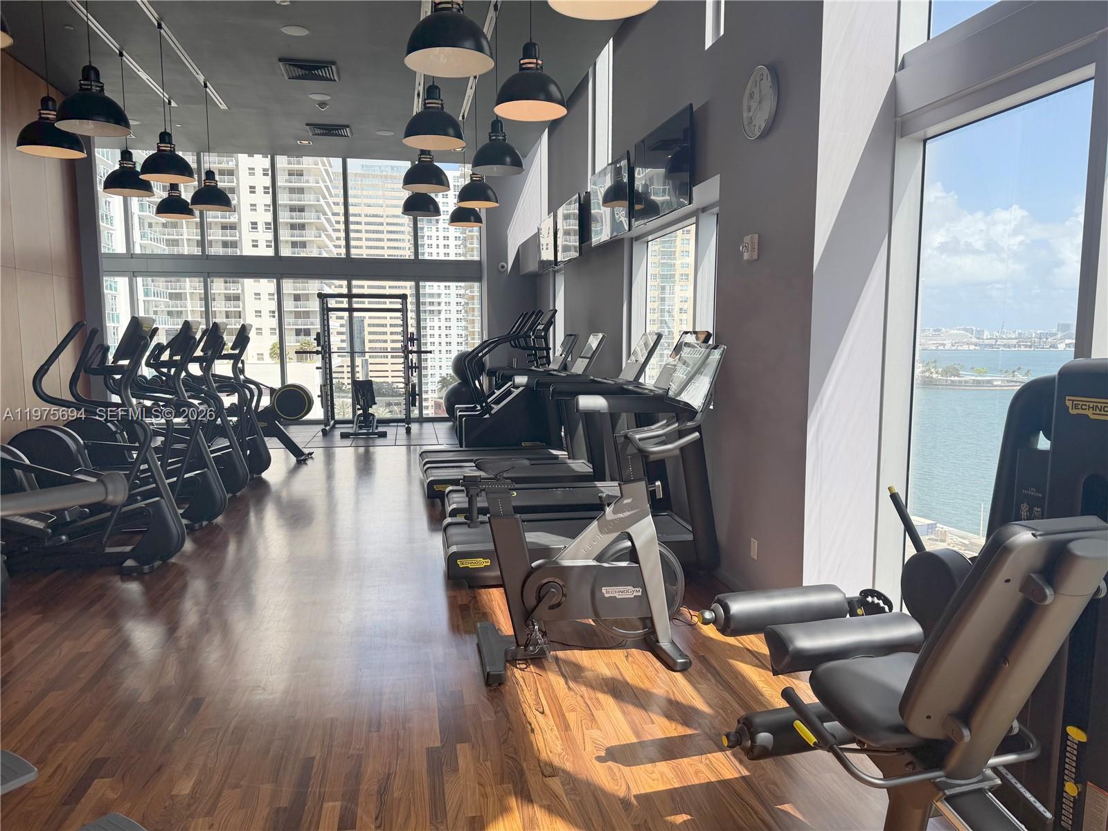 1300 Brickell Bay Dr #600, Miami FL 33131