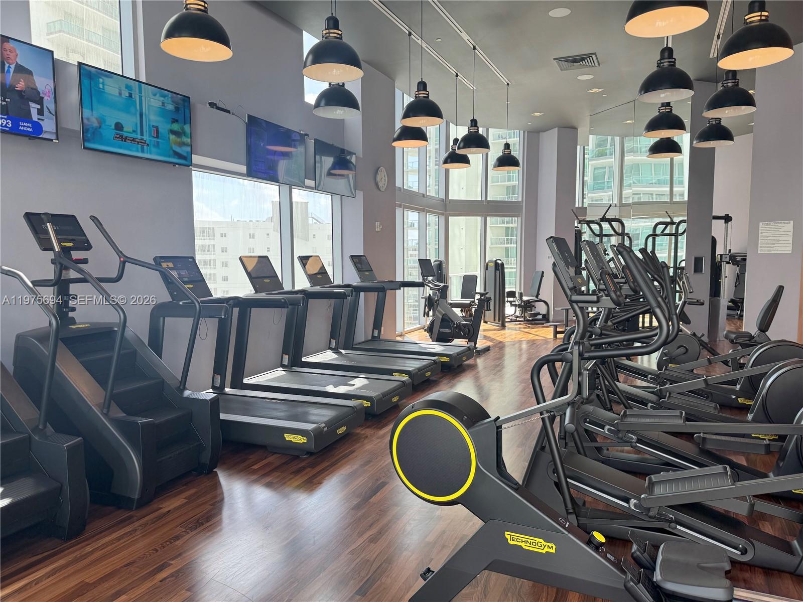 1300 Brickell Bay Dr #600, Miami FL 33131