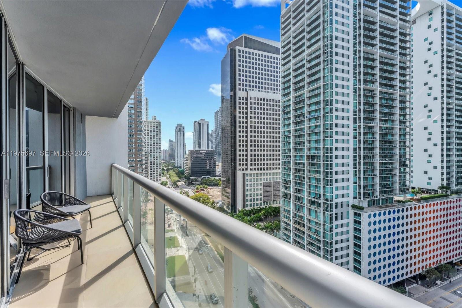 485 Brickell Ave #1807, Miami FL 33131