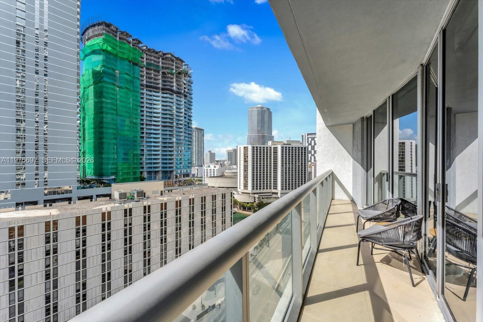 485 Brickell Ave #1807, Miami FL 33131