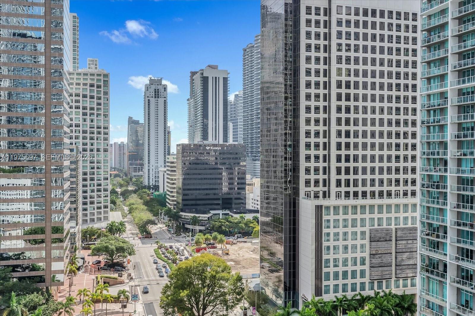 485 Brickell Ave #1807, Miami FL 33131