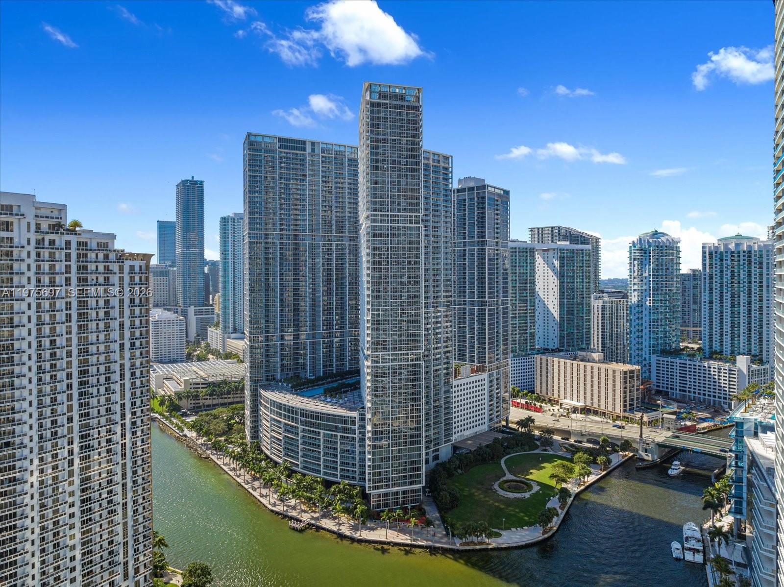 485 Brickell Ave #1807, Miami FL 33131