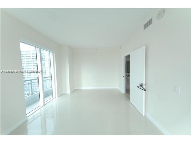 60 SW 13th St #1421, Miami FL 33130