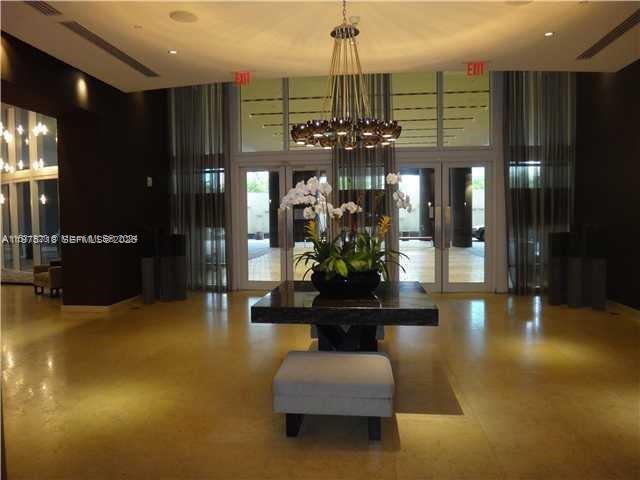 60 SW 13th St #1421, Miami FL 33130