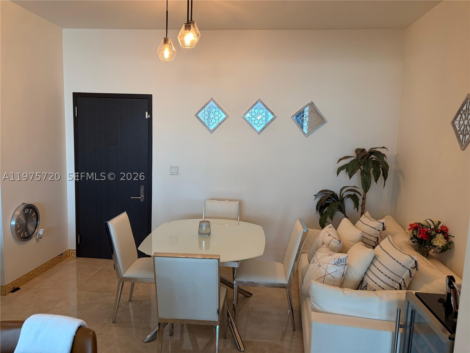 900 Biscayne Blvd #3704, Miami FL 33132